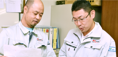 スタッフインタビュー　調達部資材課